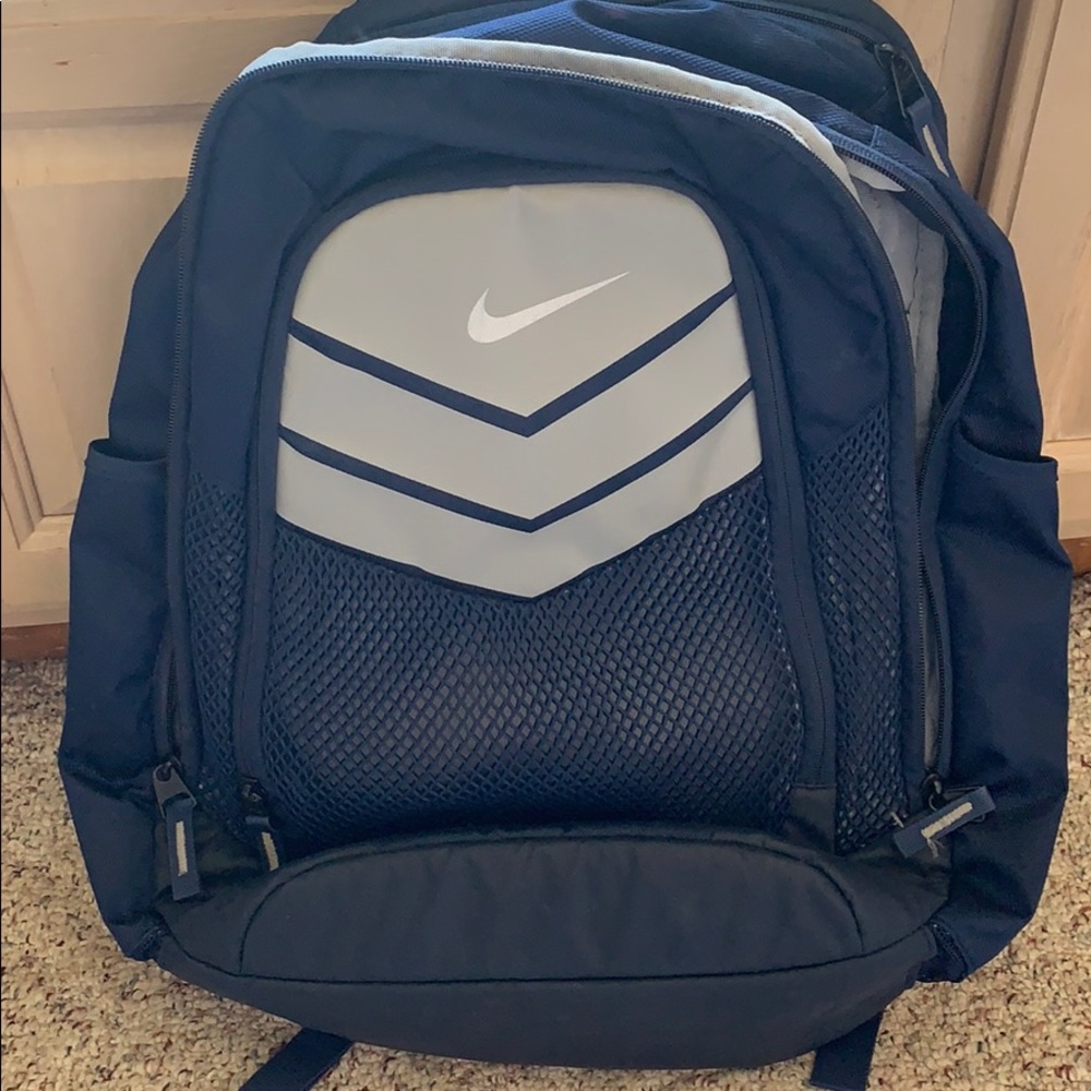 Nike max air vapor backpack navy and grey